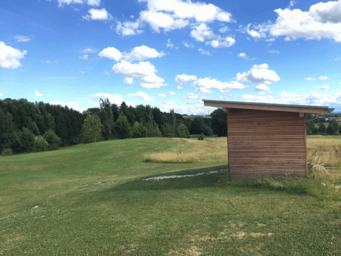 Stilles Örtchen auf dem Golfplatz in Passau